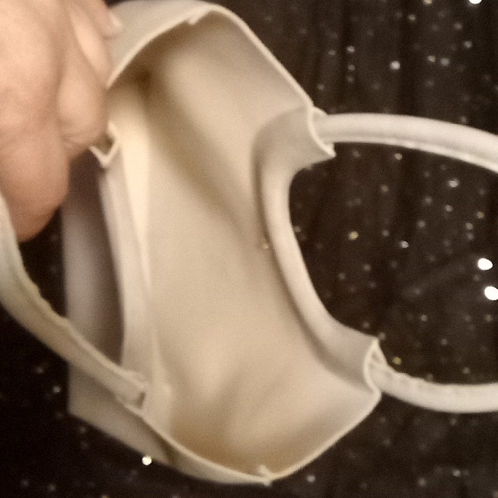 Purse - Picture 3 of 4